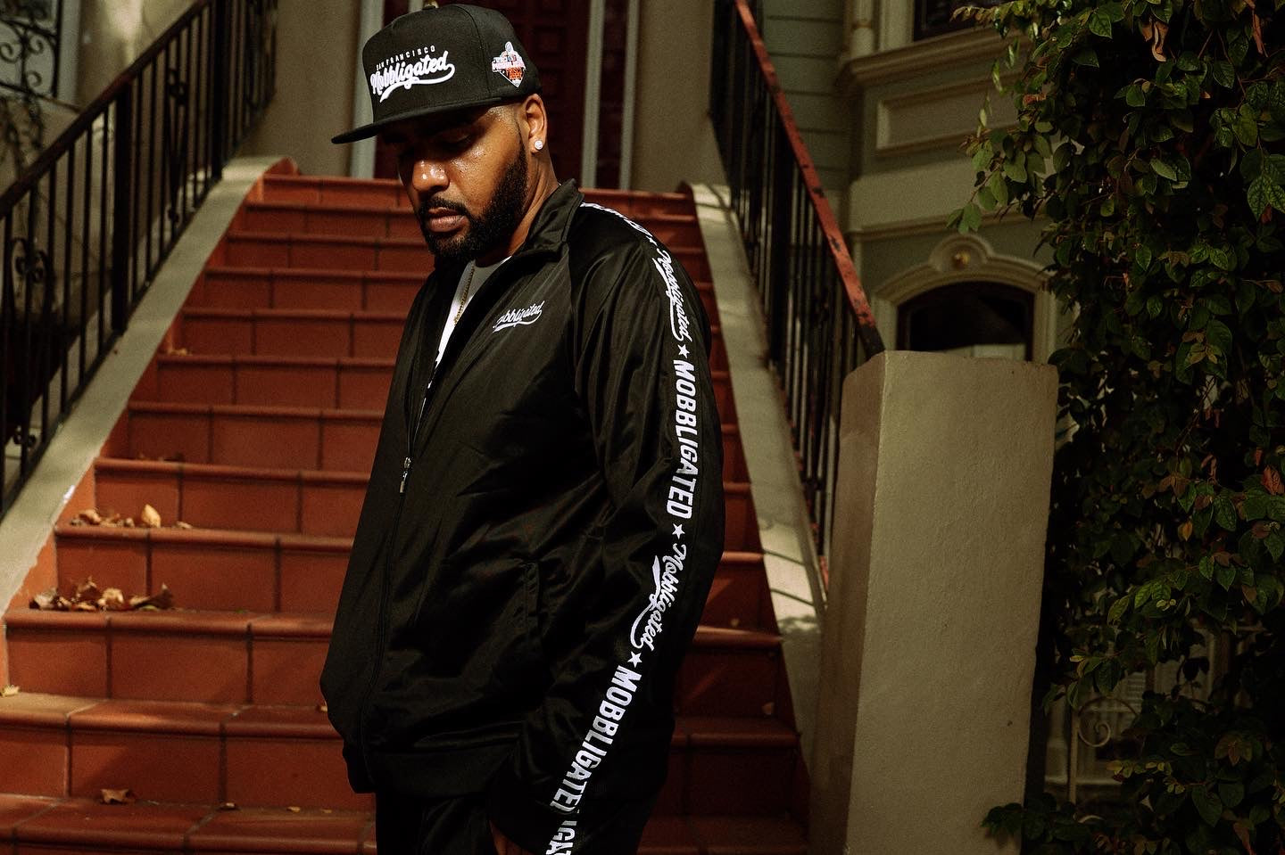 Mobbligated Snapback